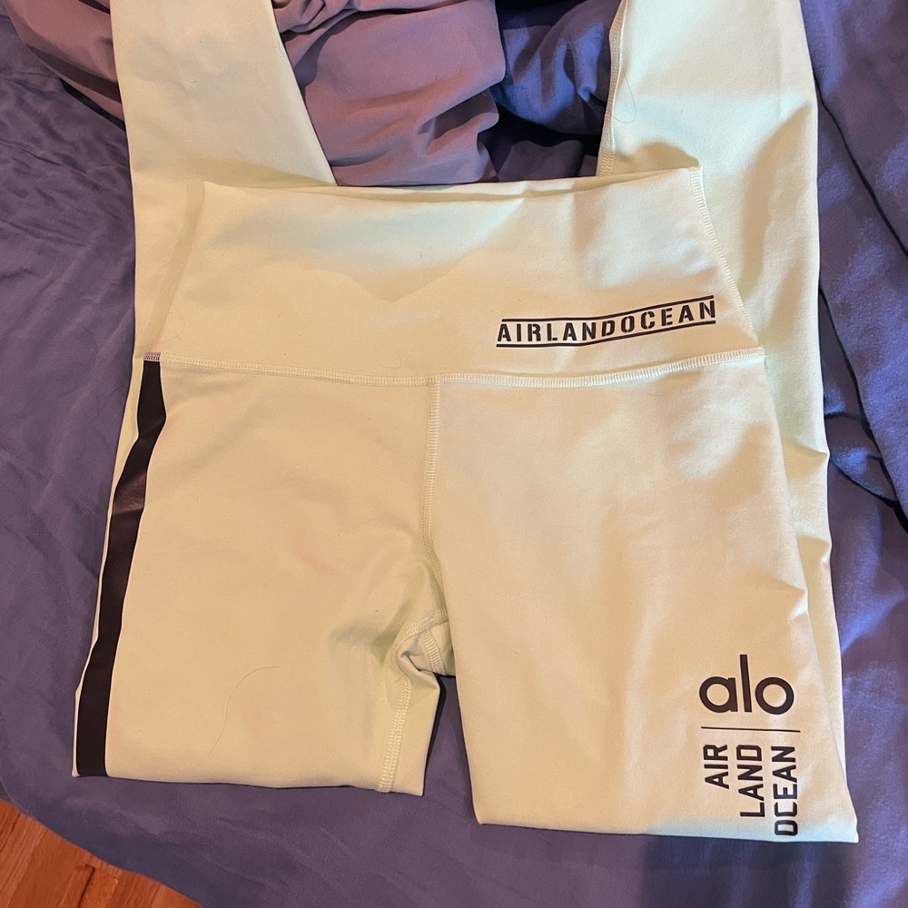 Alo leggings - Picture 6 of 9